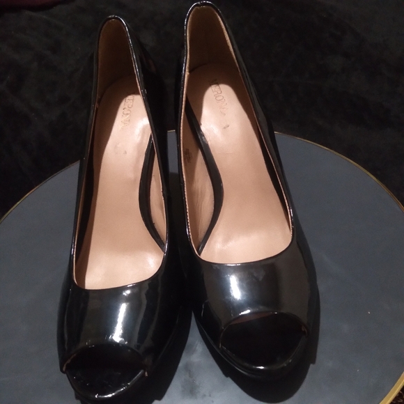 ⭐️ Merona open toe black pumps size 8 - Picture 2 of 6